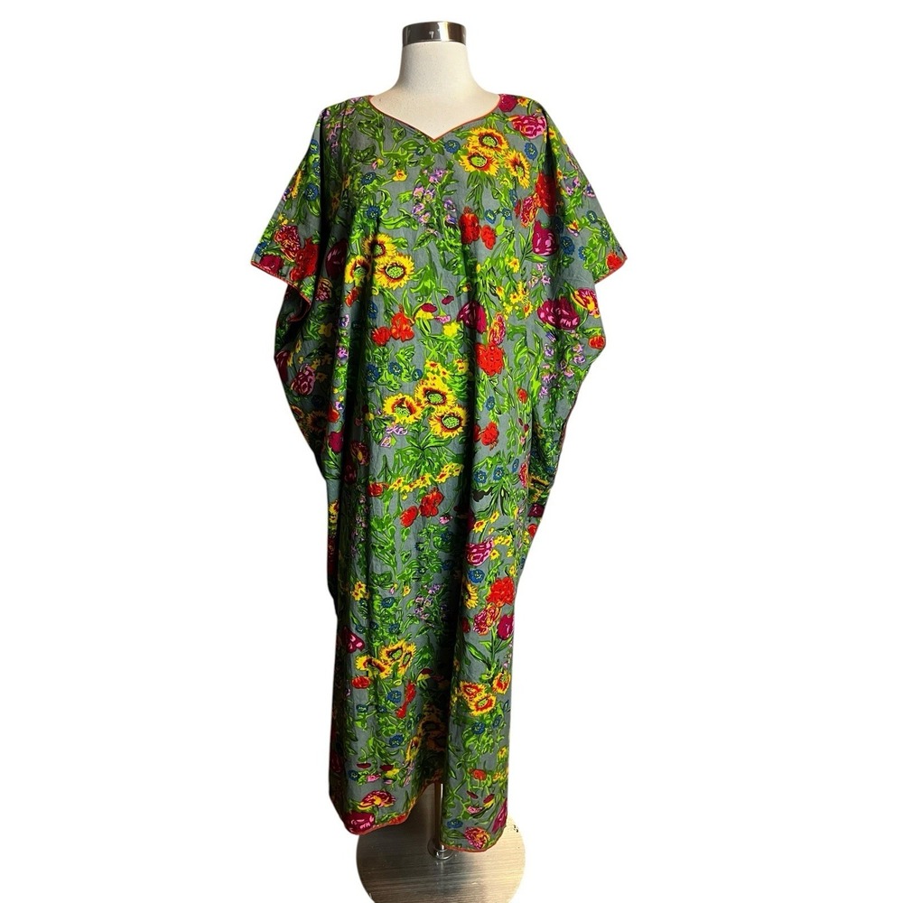 J PETERMAN Kaftan S/M Green Floral Dress Oversized Maxi Mumu With Pockets